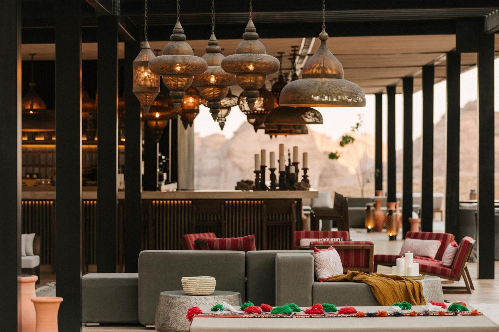 Our Habitas Alula Hotel Ал Ула Екстериор снимка The Bar